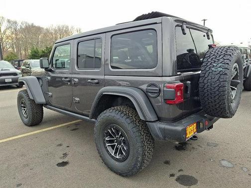 Granite Crystal Metallic Clearcoat 2026 Jeep Wrangler 4-Door Moab 392 4x4