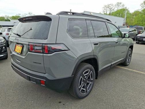 Sting-Gray Clearcoat 2026 Jeep Cherokee Limited