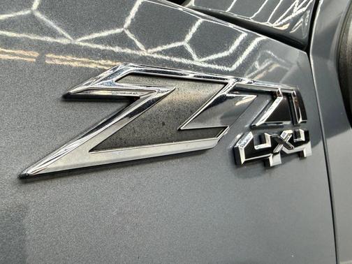 Quicksilver Metallic 2015 GMC Sierra 1500 SLE