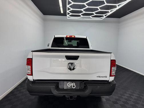 2021 RAM 2500 Tradesman Crew Cab 4x4 6'4' Box