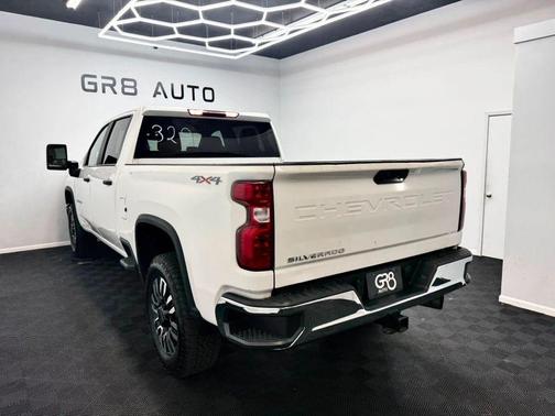 Summit White 2021 Chevrolet Silverado 2500 WT