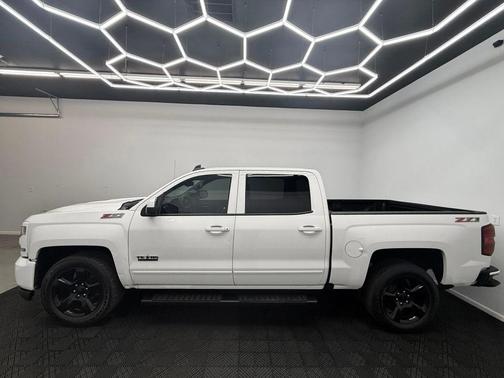 2017 Chevrolet Silverado 1500 2LT