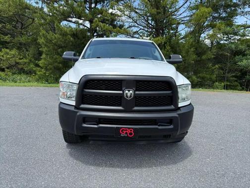 2018 RAM 2500 Tradesman Crew Cab 4x4 6'4' Box