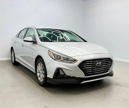 2018 Hyundai SONATA SE