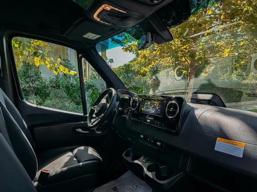 2025 Mercedes-Benz Sprinter 3500XD High Roof