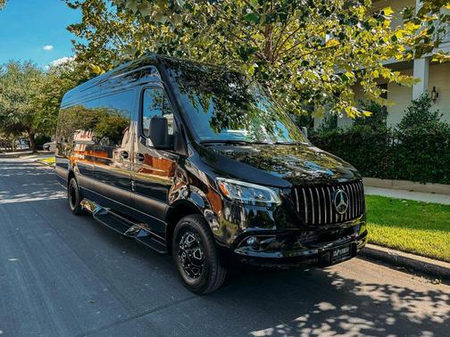 2025 Mercedes-Benz Sprinter 3500XD High Roof