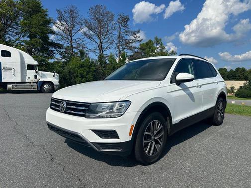2019 Volkswagen Tiguan 2.0T SE