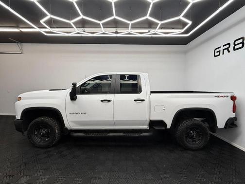 Summit White 2020 Chevrolet Silverado 2500 WT