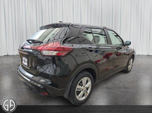 2023 Nissan Kicks S