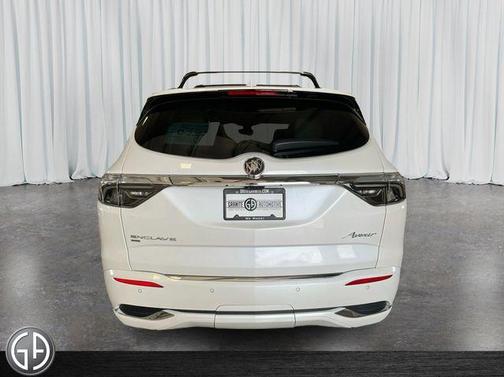 2022 Buick Enclave Avenir