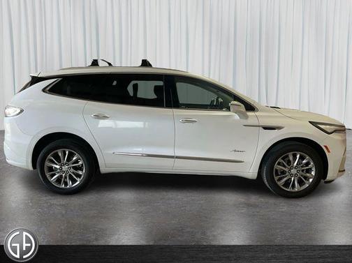 2022 Buick Enclave Avenir