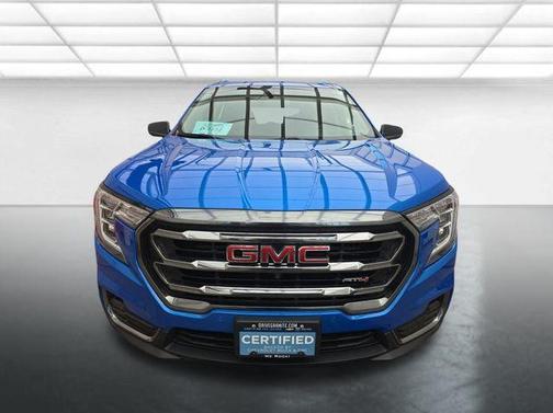 2024 GMC Terrain AT4