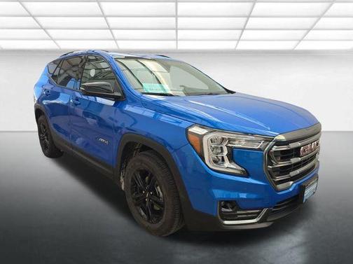 2024 GMC Terrain AT4