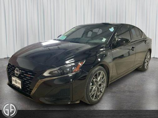2024 Nissan Altima 2.0 SR