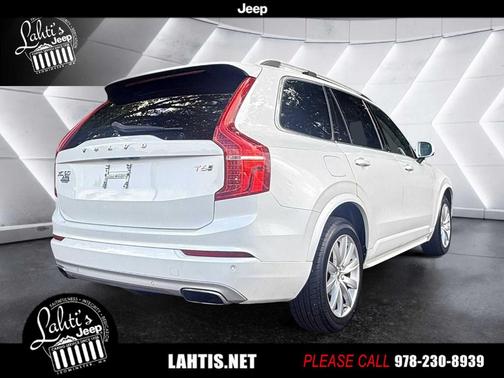 2016 Volvo XC90 T6 Momentum