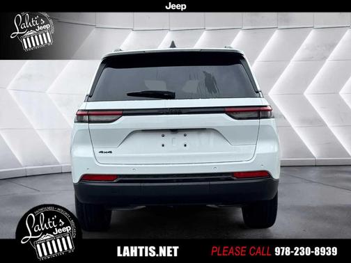 2025 Jeep Grand Cherokee Laredo