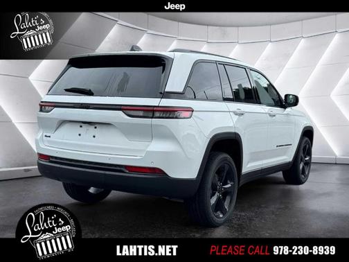 2025 Jeep Grand Cherokee Laredo