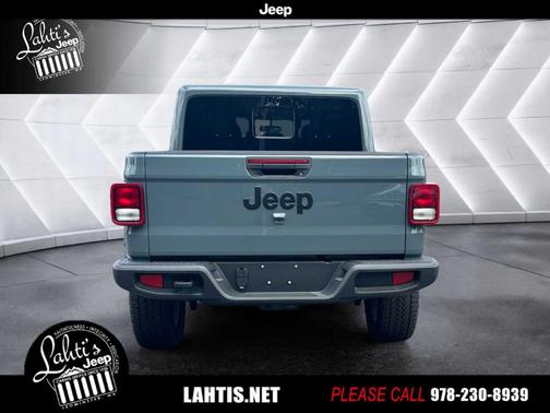 2025 Jeep Gladiator Sport