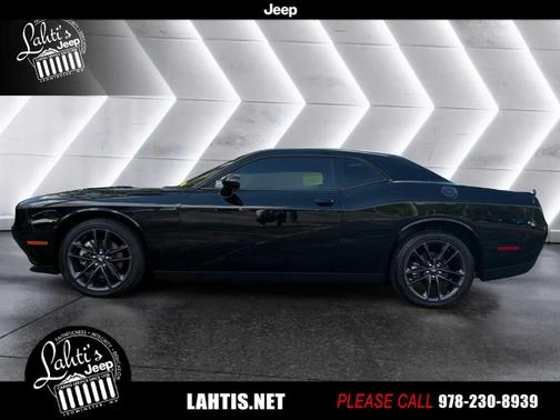 2023 Dodge Challenger SXT