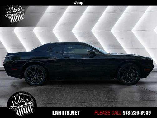 2023 Dodge Challenger SXT