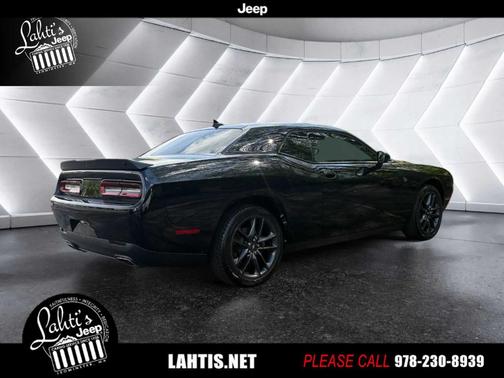 2023 Dodge Challenger SXT