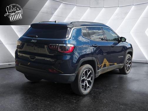 Fathom Blue Pearl Coat 2026 Jeep Compass Limited