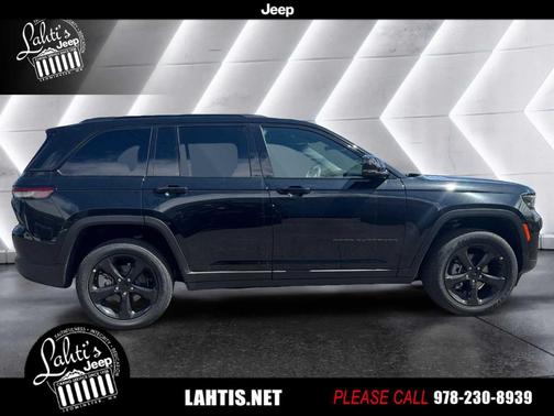 2025 Jeep Grand Cherokee Laredo