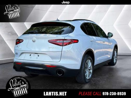 2022 Alfa Romeo Stelvio Sprint