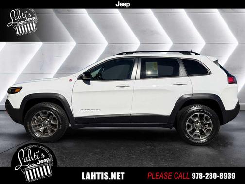 2022 Jeep Cherokee Trailhawk