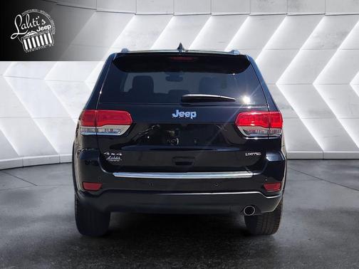 Diamond Black Crystal Pearlcoat 2017 Jeep Grand Cherokee Limited