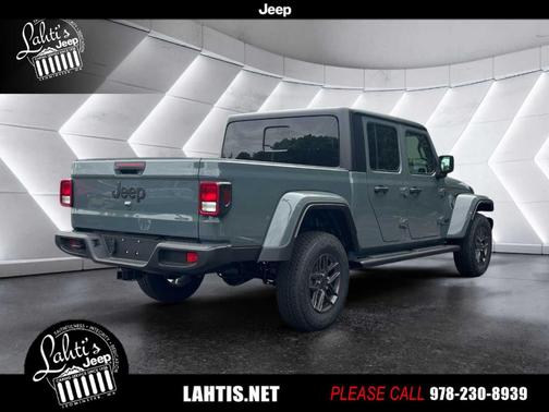 2025 Jeep Gladiator Sport