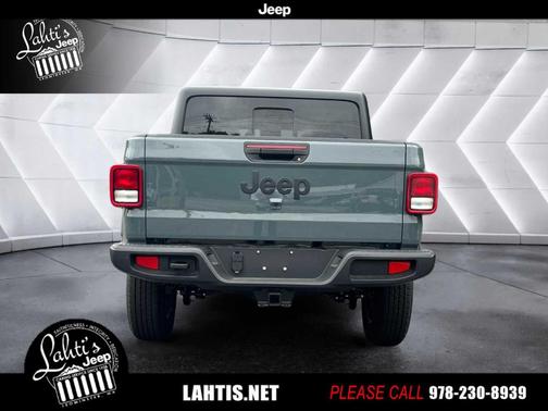 2025 Jeep Gladiator Sport