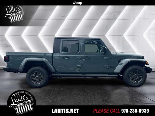 2025 Jeep Gladiator Sport