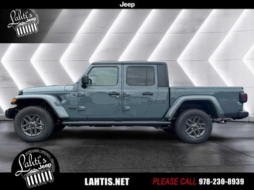 2025 Jeep Gladiator Sport