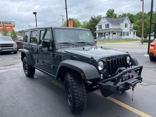 Photo 2 of 17 of 2017 Jeep Wrangler Unlimited Sport