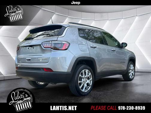 2022 Jeep Compass Latitude Lux