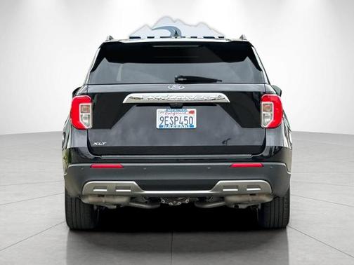 AGATE BLACK METALLIC 2022 Ford Explorer XLT