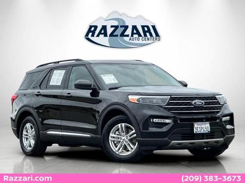 AGATE BLACK METALLIC 2022 Ford Explorer XLT