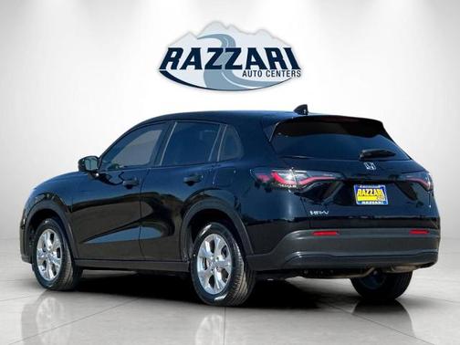 Black 2024 Honda HR-V LX