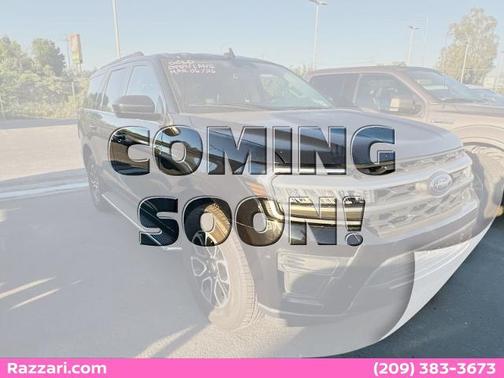 AGATE BLACK METALLIC 2022 Ford Expedition XLT