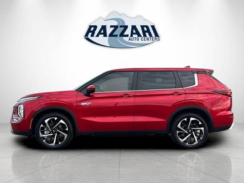 2023 Mitsubishi Outlander SE