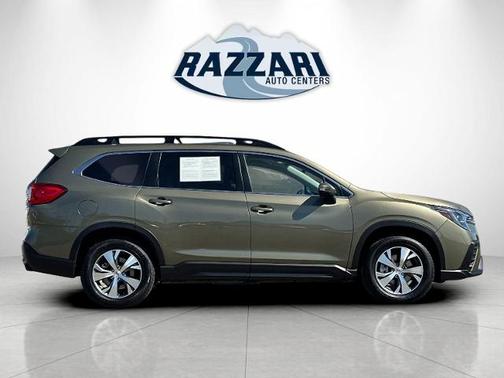 Autumn Green Metallic 2023 Subaru Ascent PREMIUM 7-PASSENGER