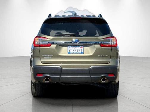 Autumn Green Metallic 2023 Subaru Ascent PREMIUM 7-PASSENGER