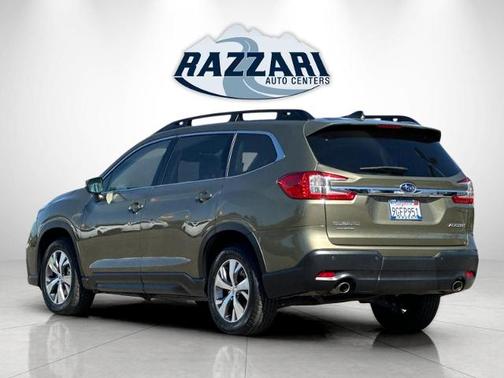 Autumn Green Metallic 2023 Subaru Ascent PREMIUM 7-PASSENGER