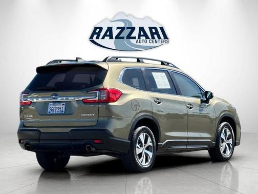 Autumn Green Metallic 2023 Subaru Ascent PREMIUM 7-PASSENGER