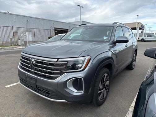 2024 Volkswagen Atlas 2.0T SE W/ TECHNOLOGY