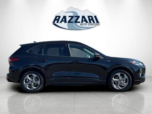 AGATE BLACK METALLIC 2024 Ford Escape ST-LINE