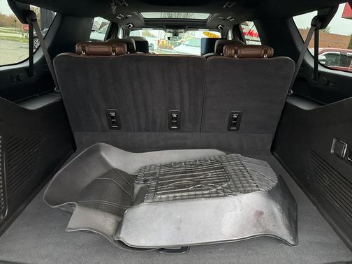 2021 Chevrolet Suburban 4WD High Country