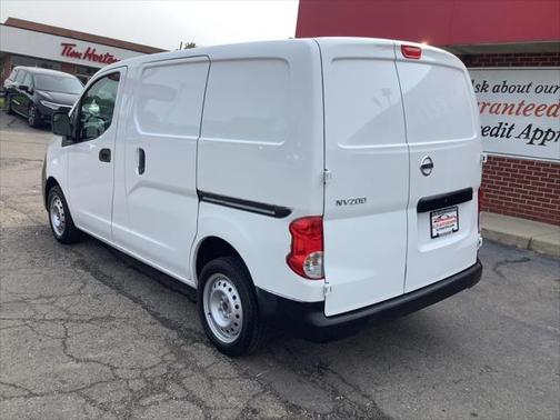 2021 Nissan NV200 S
