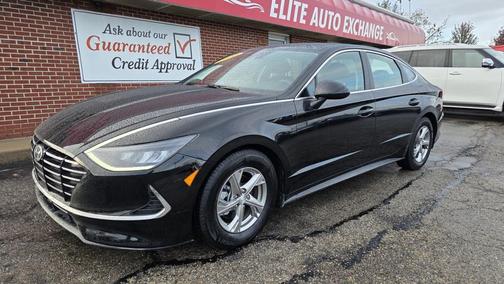 2022 Hyundai SONATA SE